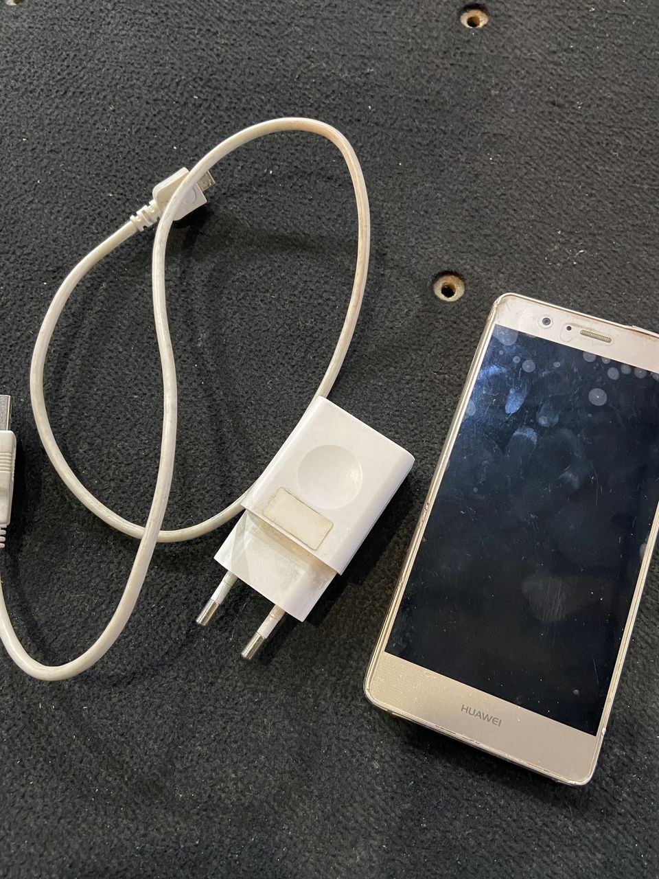 Huawei P9 Lite 2/16Gb Gold (VNS-L21)