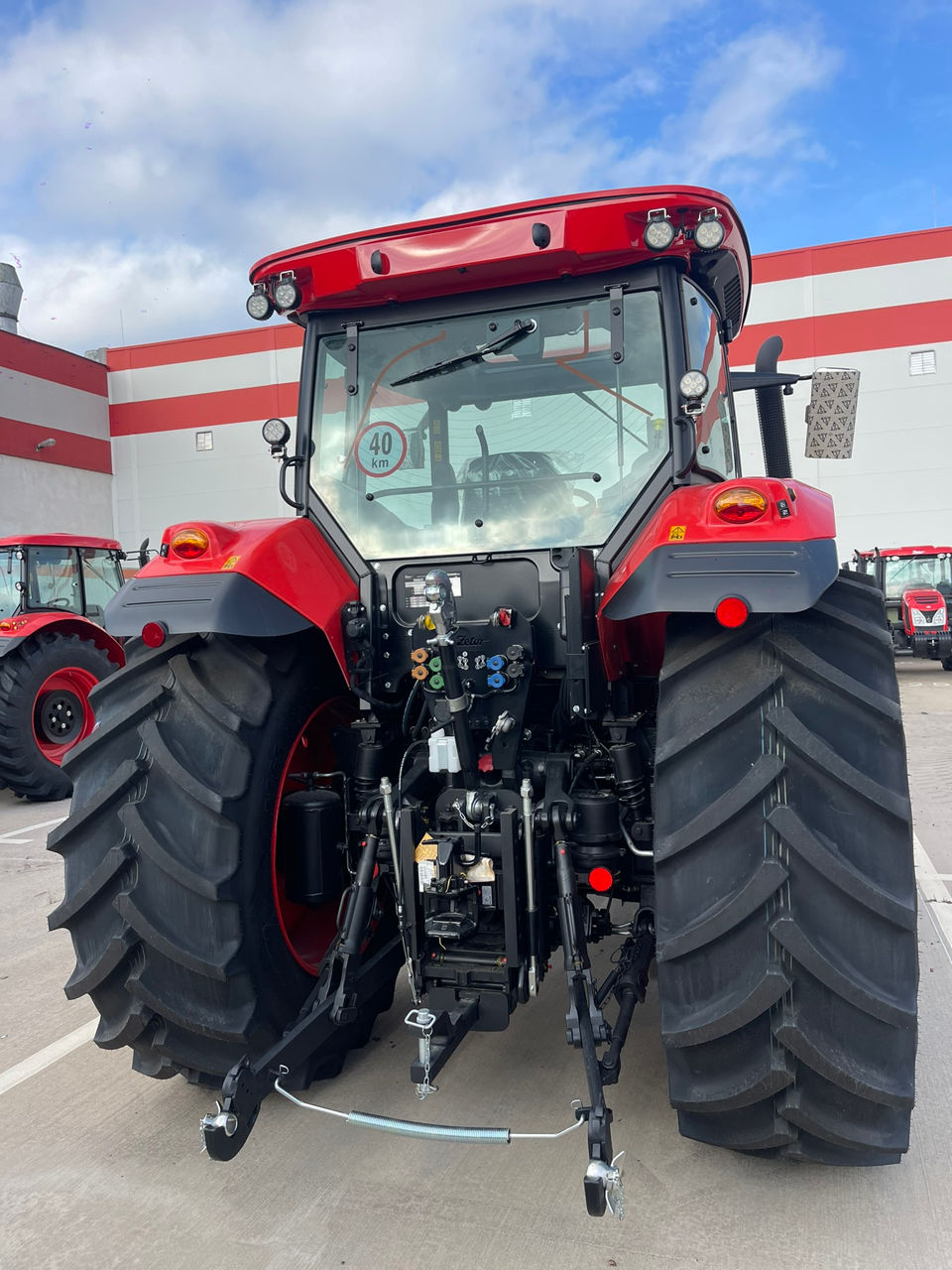 Tractor Zetor 170 Crystal 170 c.p. фото 4