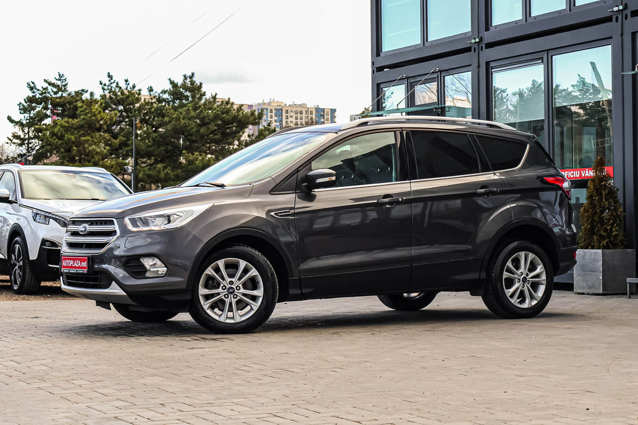 Ford Kuga foto 3