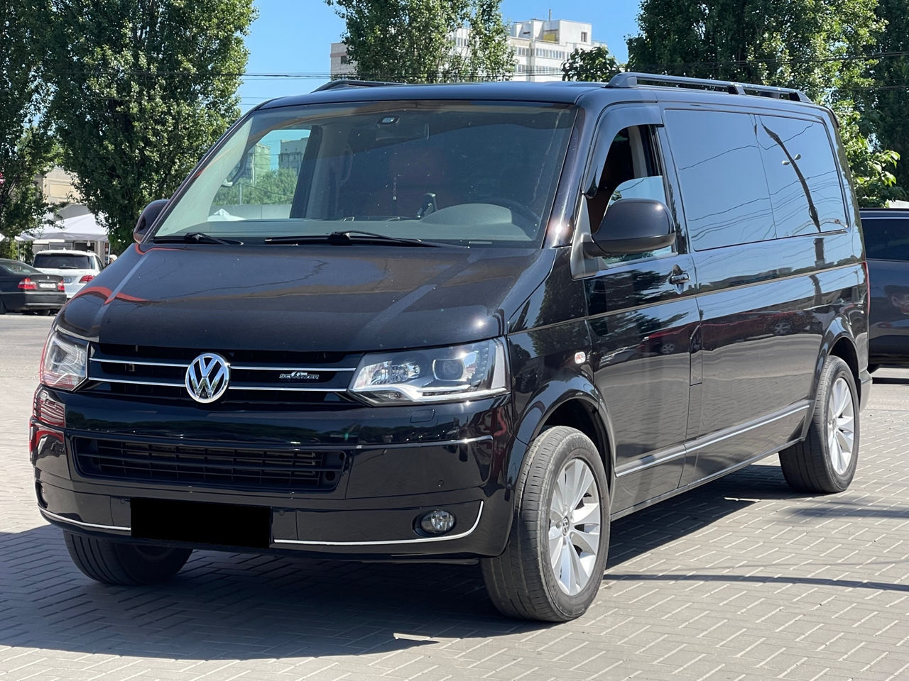 Volkswagen Caravelle foto 0