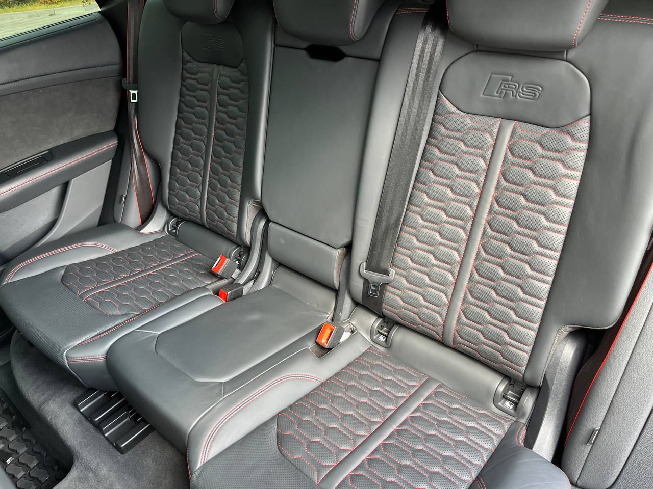 Audi Q8 foto 17
