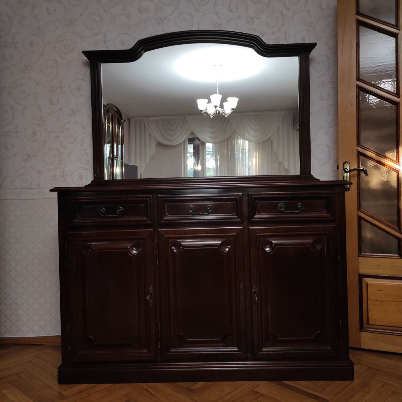 Set de mobilă clasică de lux din lemn natural foto 1