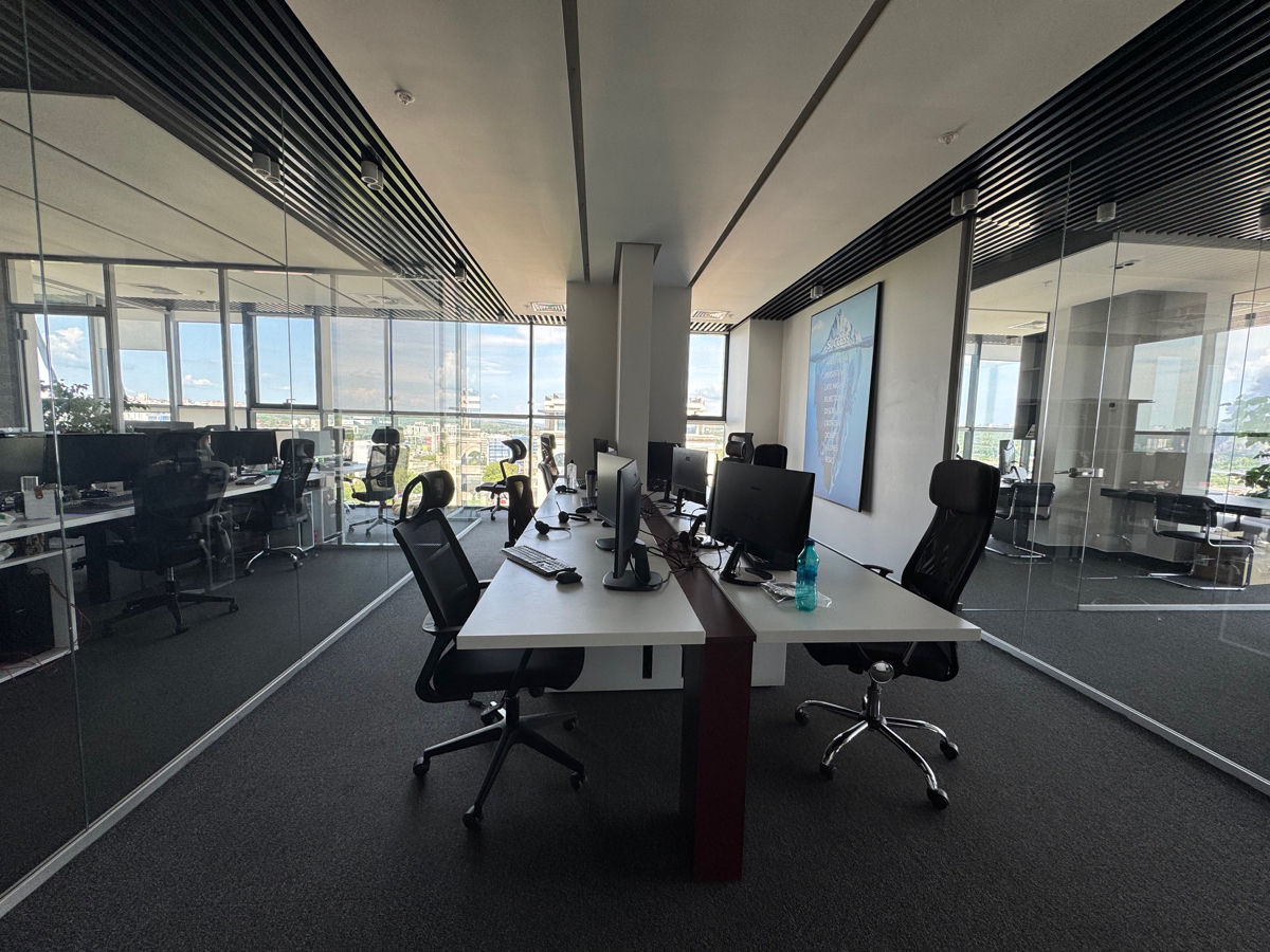 De închiriat birou modern 258 mp – Centru, str. Mihai Viteazul  foto 5