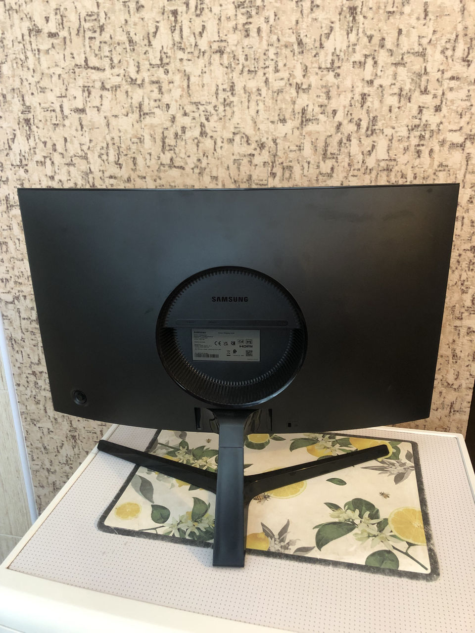 Монитор Samsung 24' 144hz 1920x1080 (изогнутый) 185$