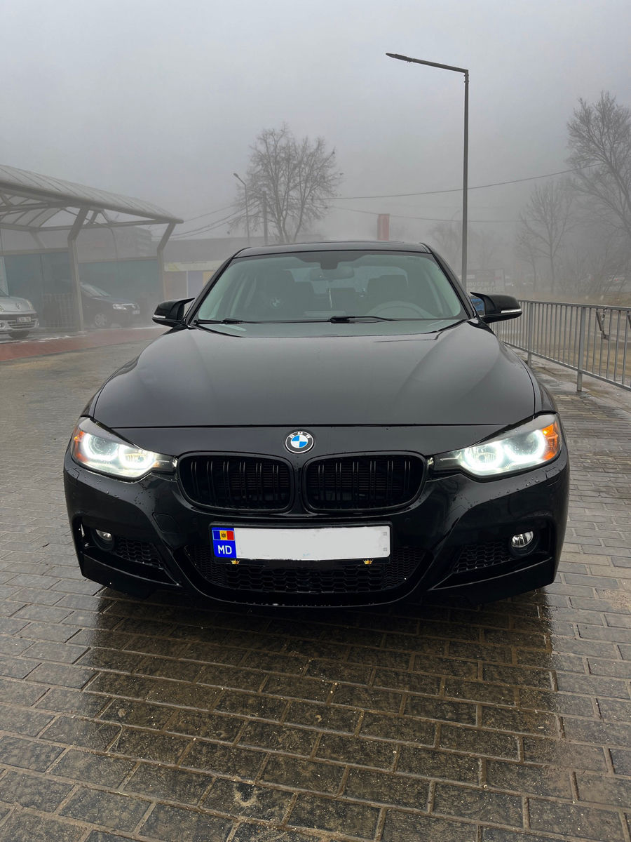 BMW 3 Series фото 0