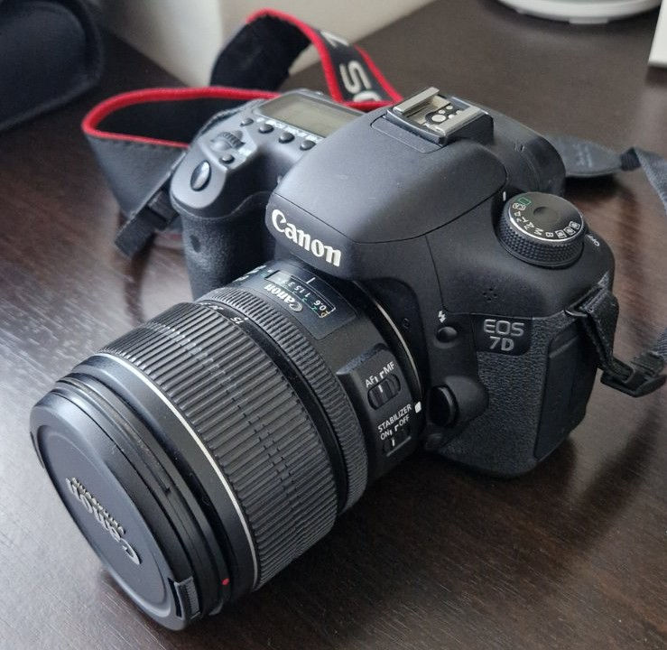 Canon EOS 7D + Canon Speedlite 430EX II Flash +  Canon EF-S 15-85mm Lens + 32Gb CF + Original Bag фото 2