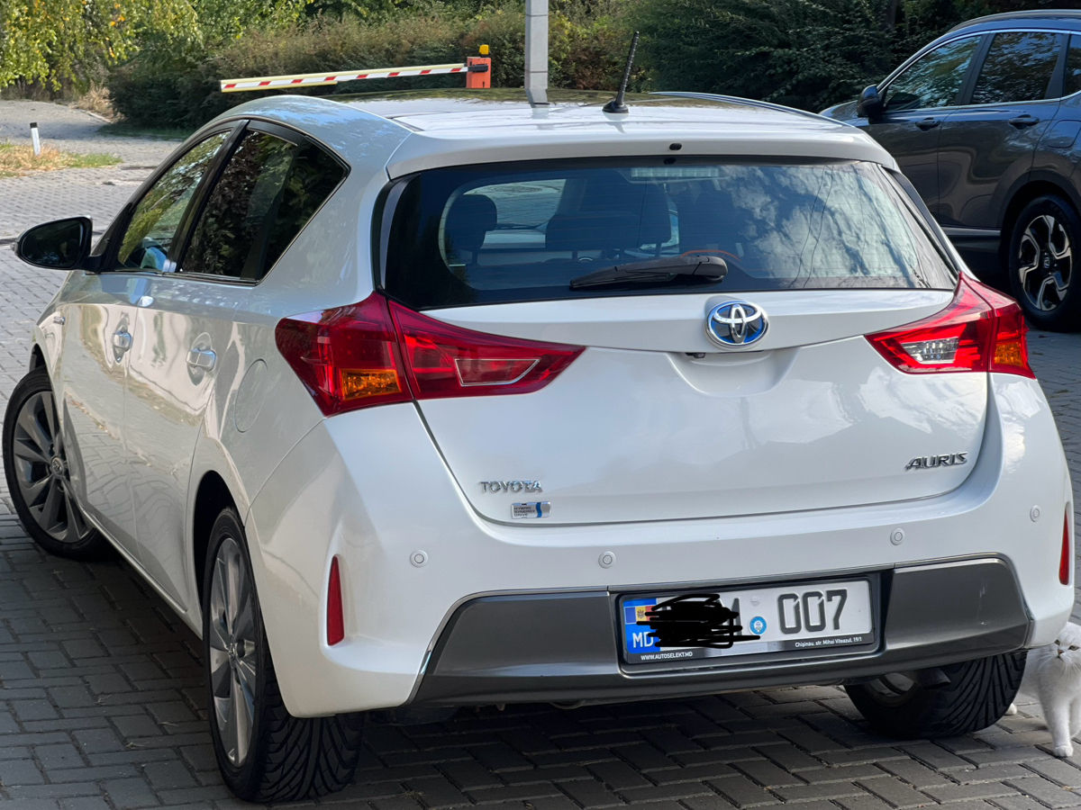 Toyota Auris foto 4