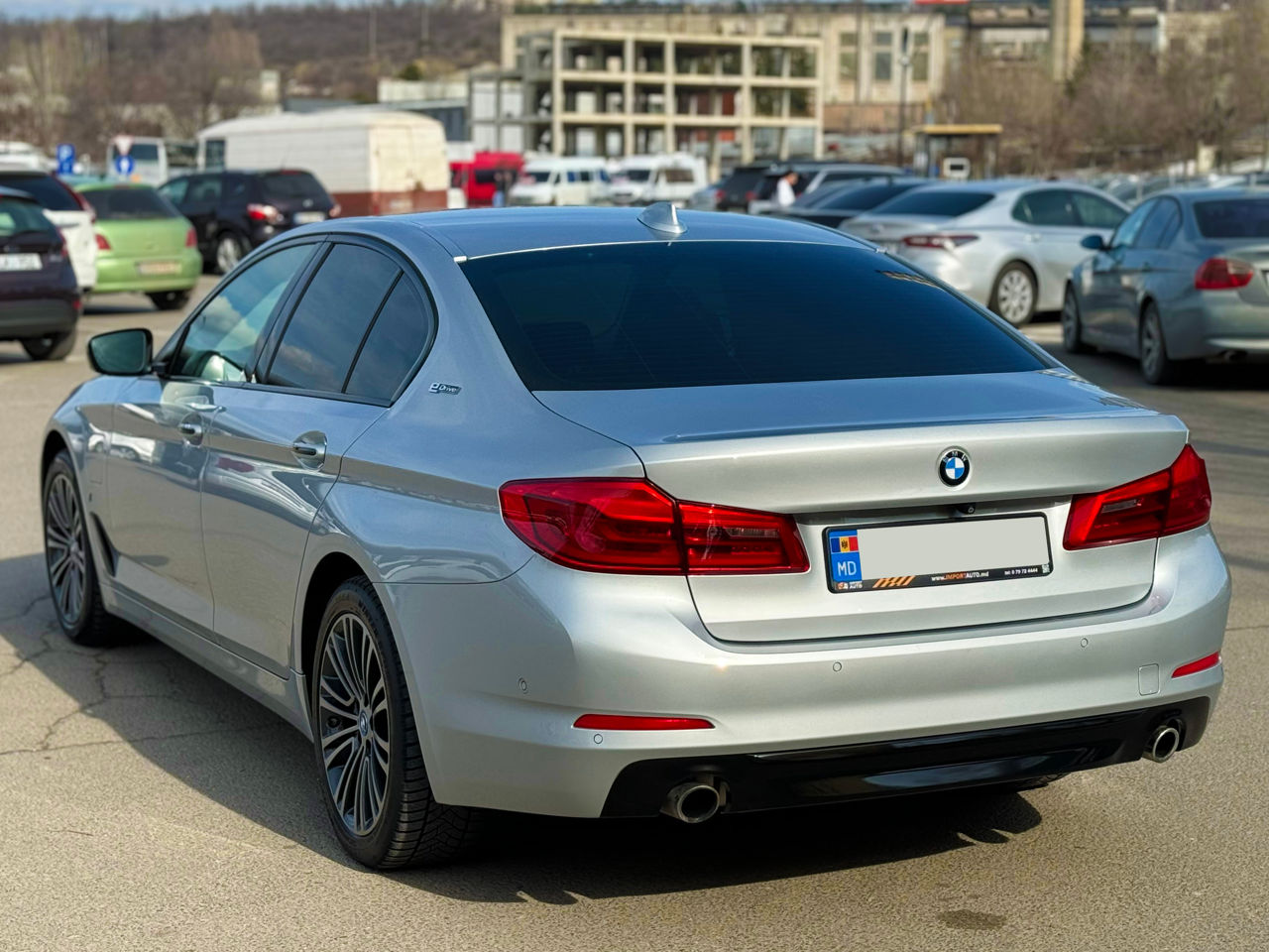 BMW 5 Series foto 7