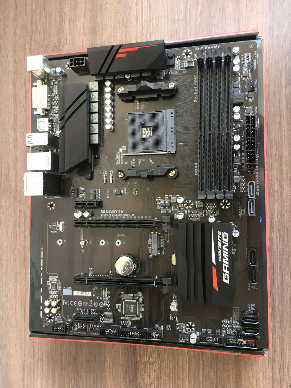 GIGABYTE B450 Gaming X