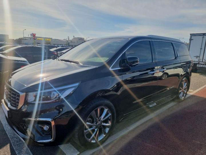 KIA Carnival фото 3
