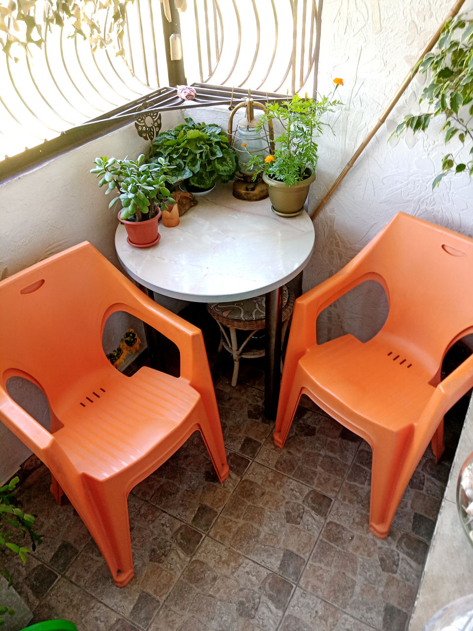 Столы стулья для дачи и сада