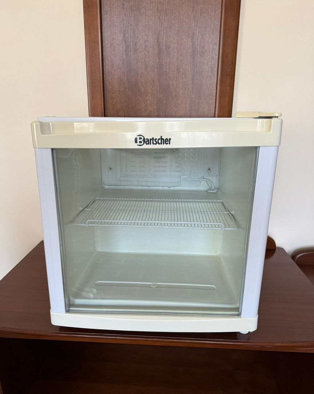 Spre vânzare frigidere Minibar pentru hotel foto 0