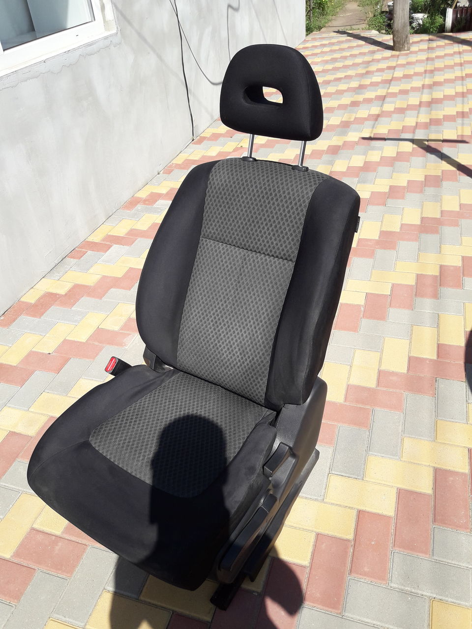 водительское сиденье или кресло