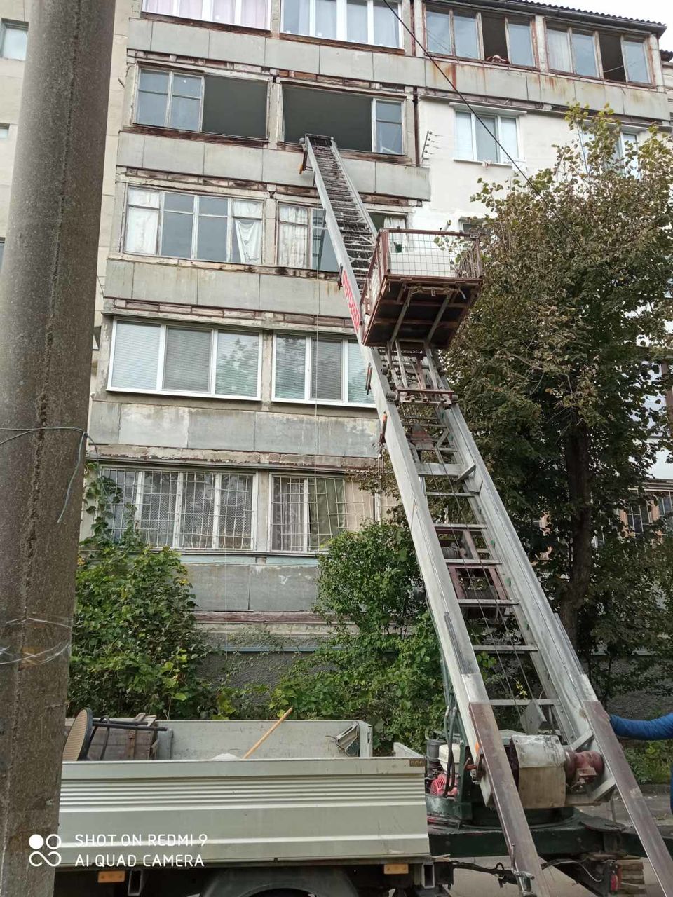 Lift mobil exterior pana la etajul 15, nacela, Мобильный лифт, Вышка foto 1