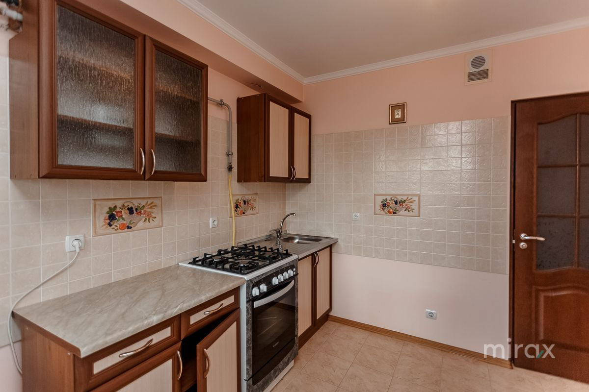 Apartament cu 1 cameră, 43 m², Poșta Veche, Chișinău foto 2