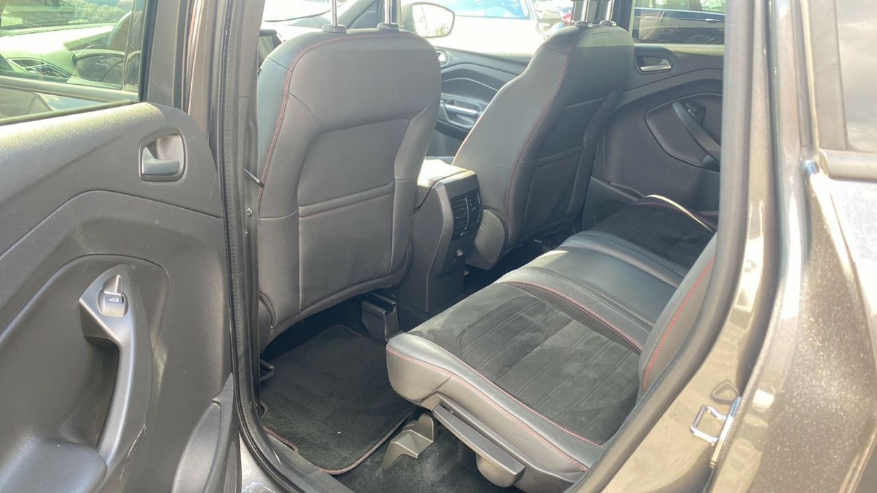 Ford Kuga фото 15
