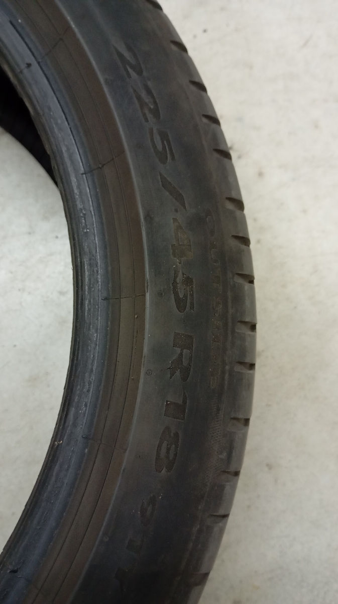 Резина 225/45 R18 фото 3