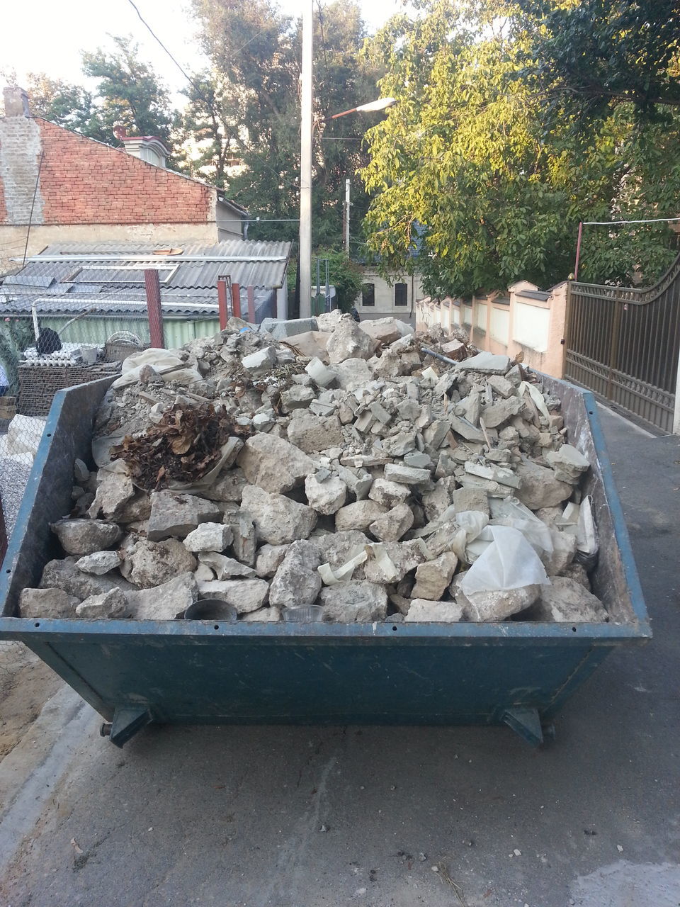 Servicii de demolare preturi mici! foto 4
