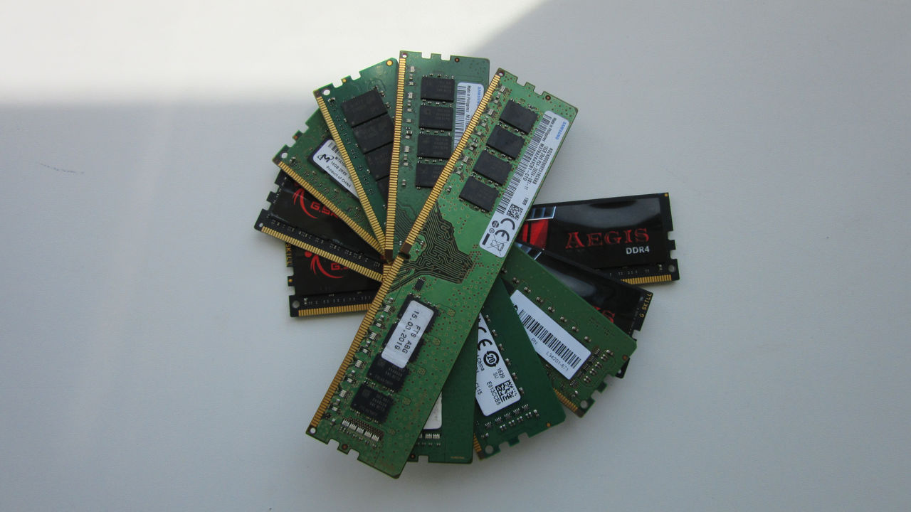 Оперативная память DDR4 16 ГБ foto 0