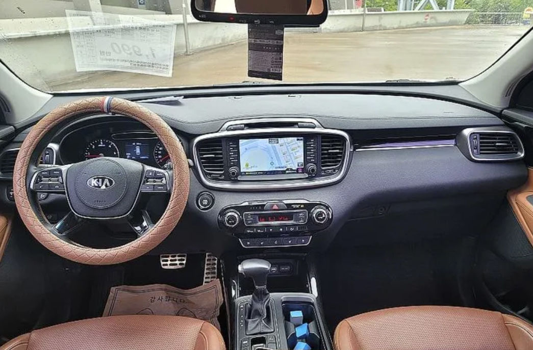 KIA Sorento foto 5