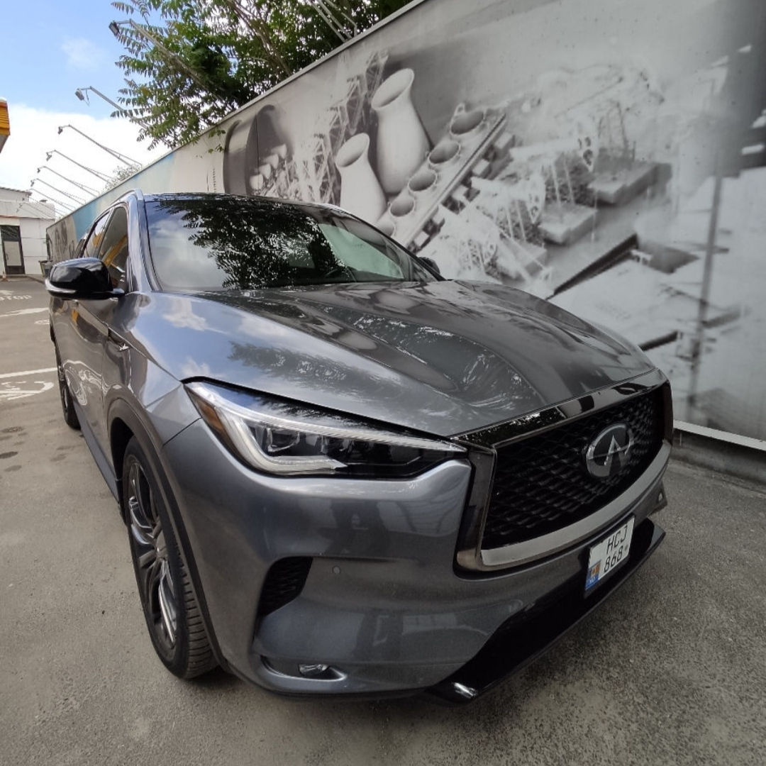 Infiniti QX50 фото 0