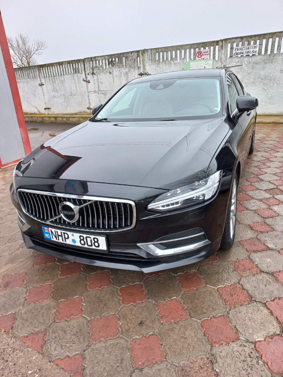 Volvo S90 foto 2