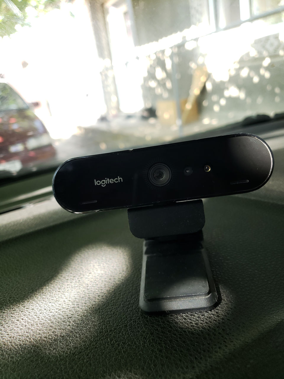 Веб-камера Logitech Brio Stream