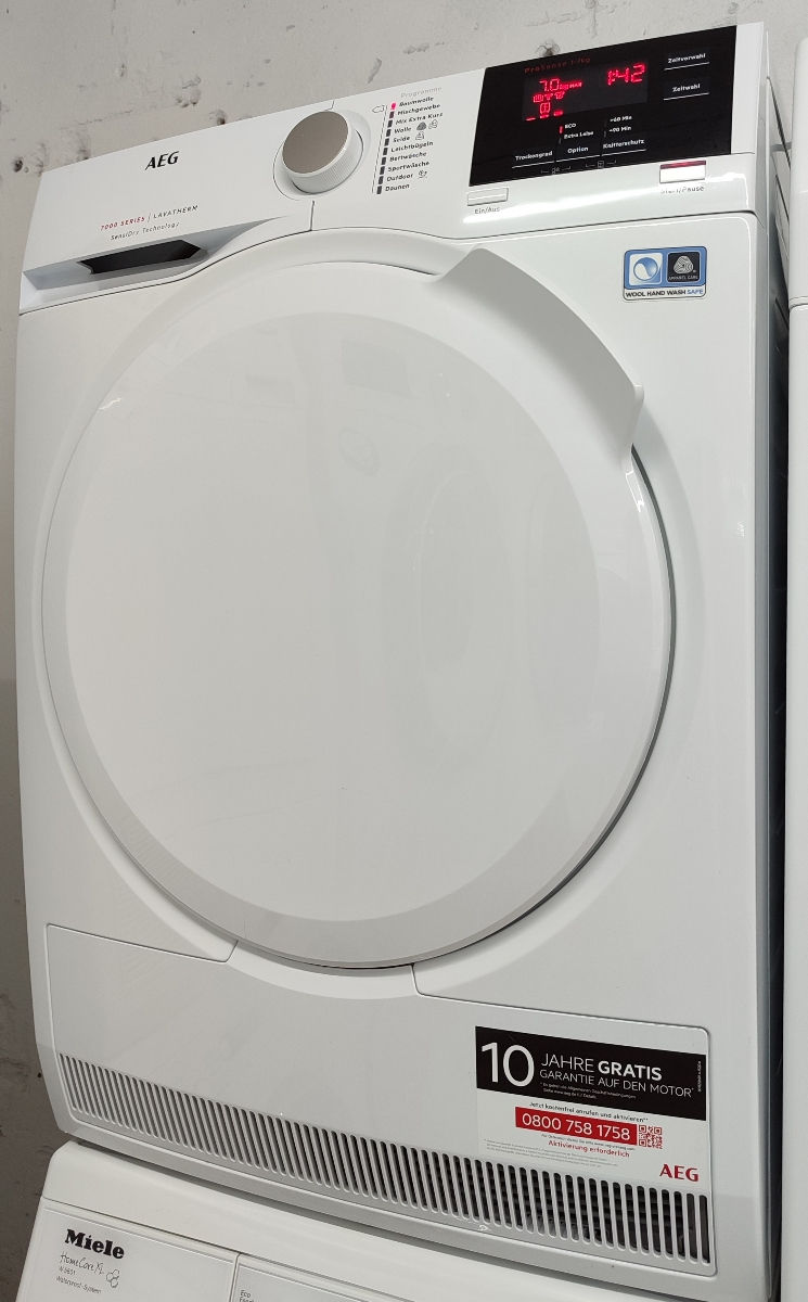 Сушильная машина AEG 7000 фото 2