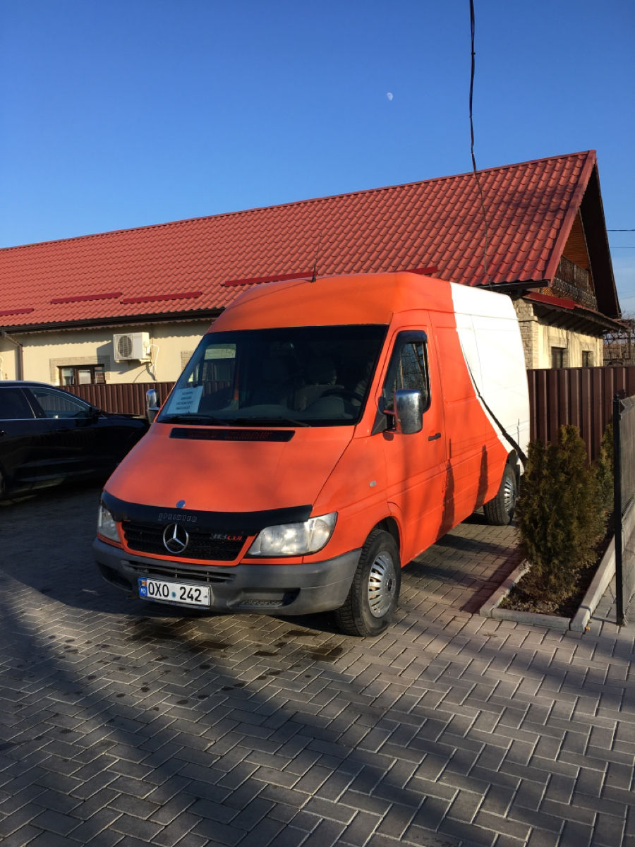 Mercedes 313 foto 9
