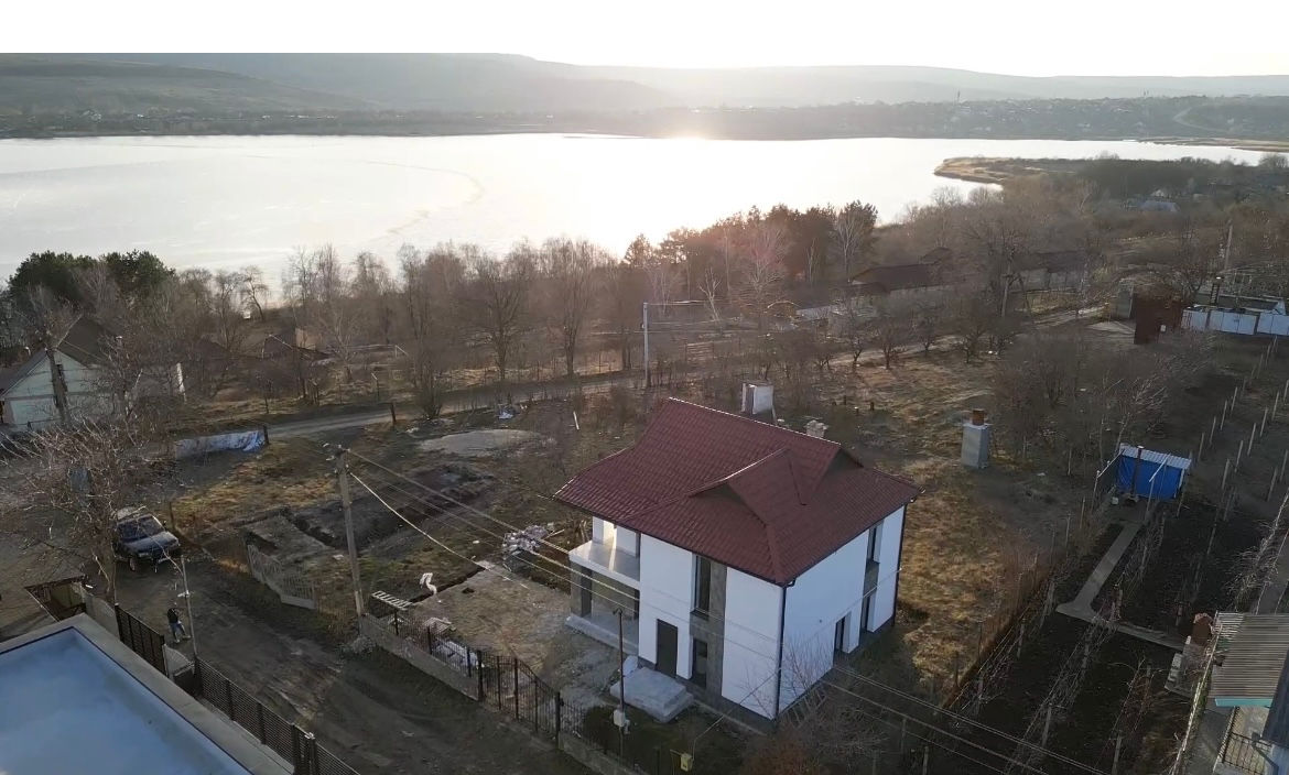 Casa Ialoveni sect. de Vile Dânceni/Suruceni foto 2