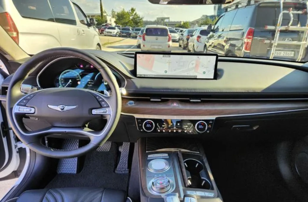 Genesis G80 foto 5