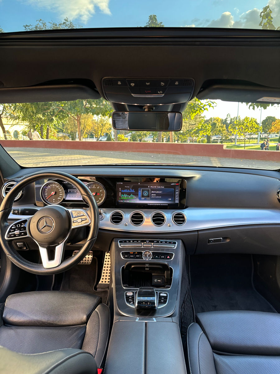 Mercedes E-Class foto 7