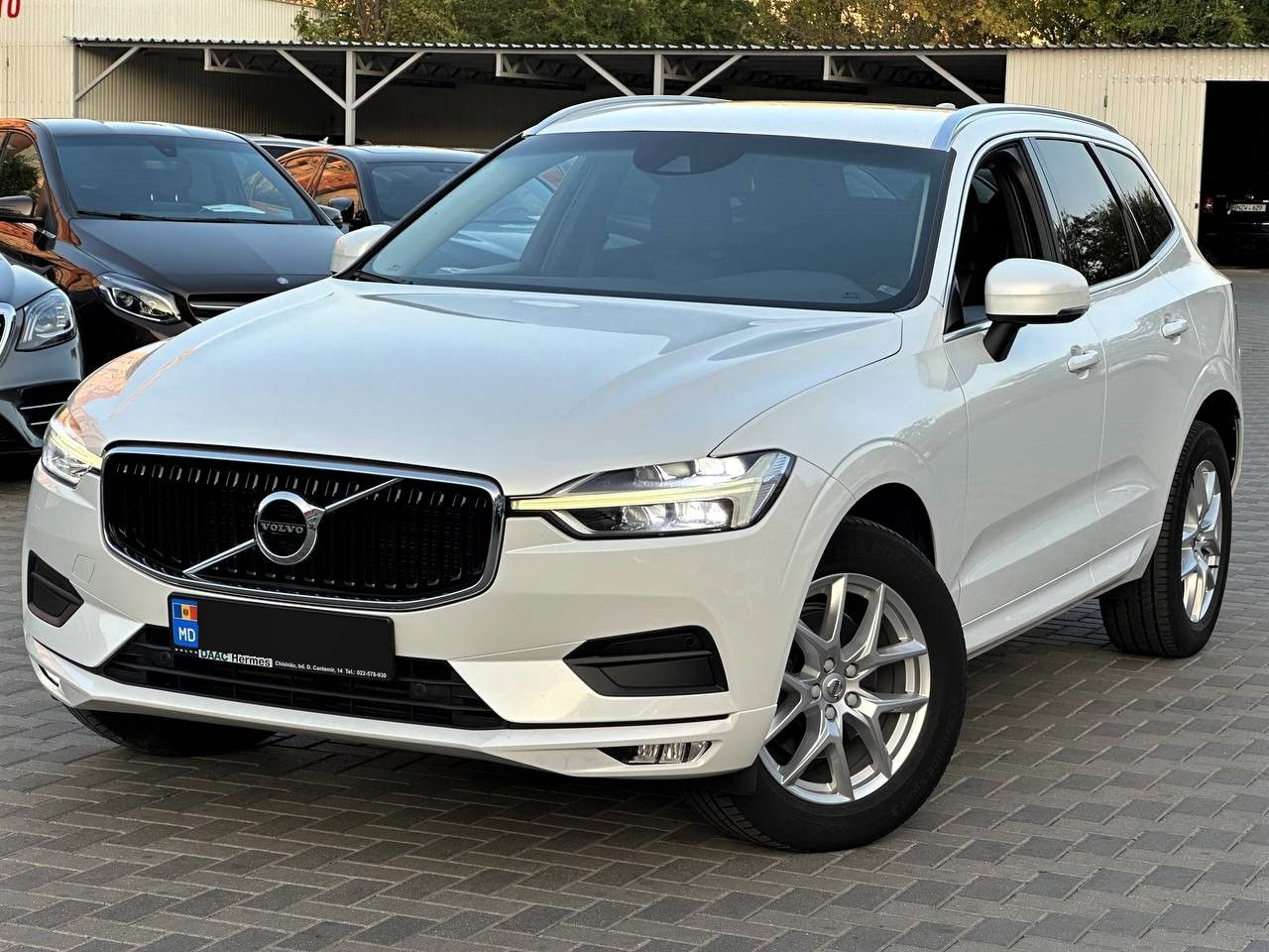 Volvo XC60 foto 1