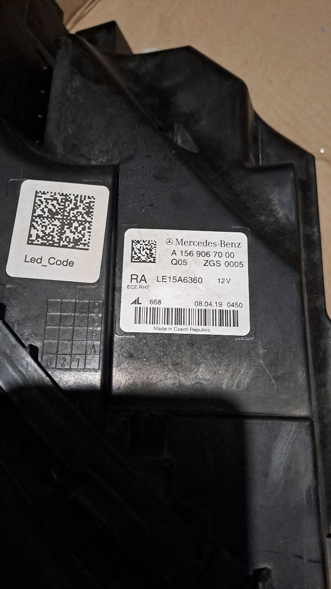 Fară mercedes GLA cod.A1569067000 фото 4