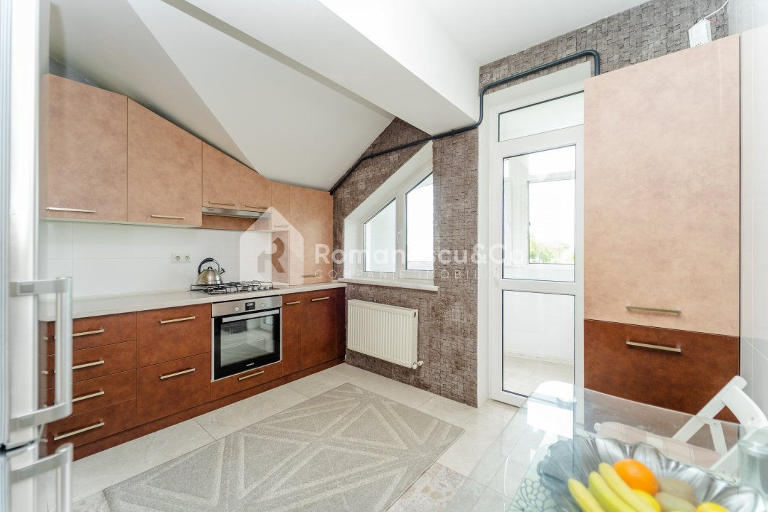 Apartament cu 2 camere, 108 m², Buiucani, Chișinău foto 8