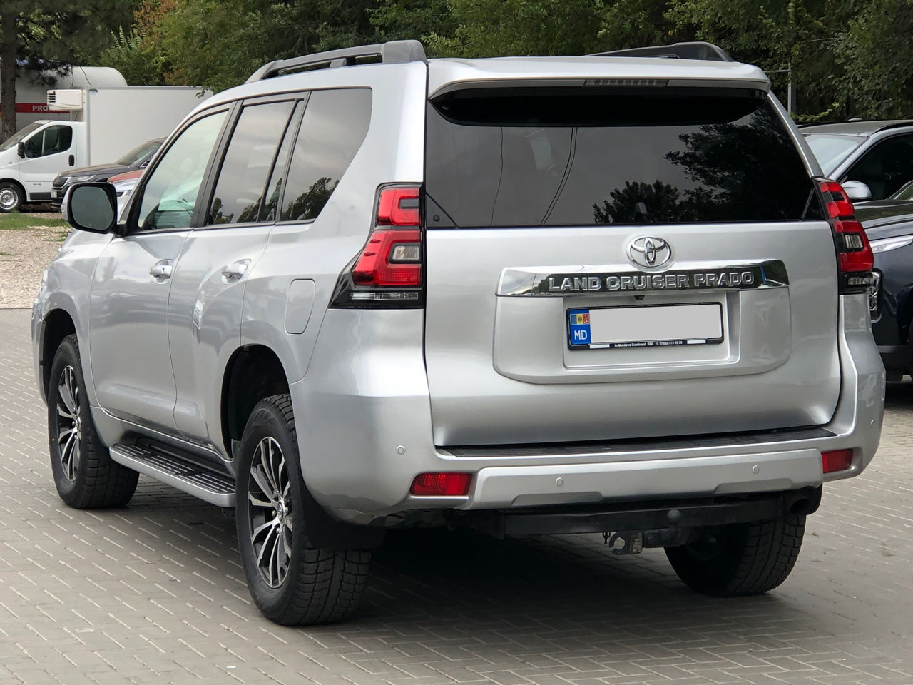 Toyota Land Cruiser Prado foto 2