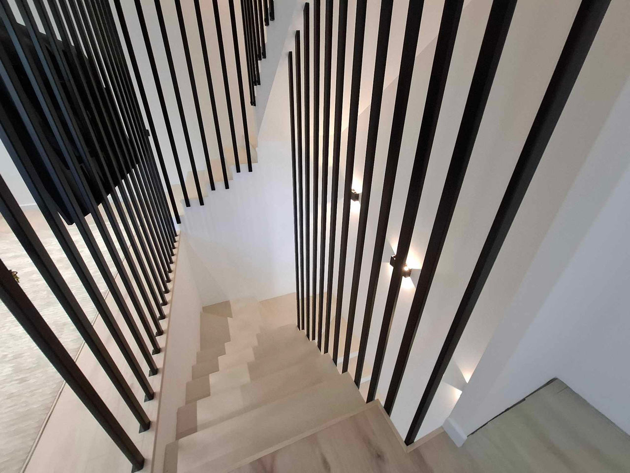 Casa tip Townhouse cu reparatie noua , Durlesti, marginea padurii! foto 16