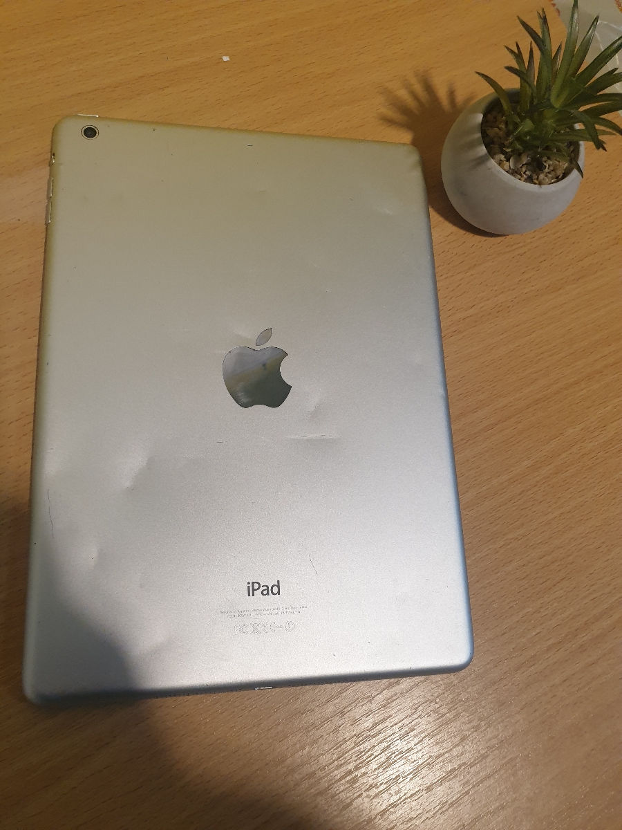 Планшет Ipad Air 1450 lei фото 5