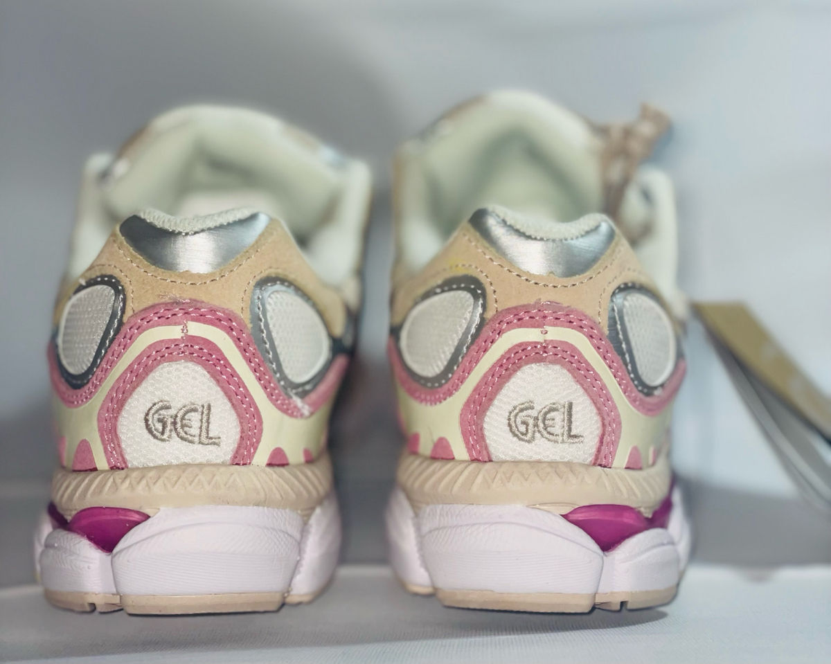 Кроссовки Asics фото 6