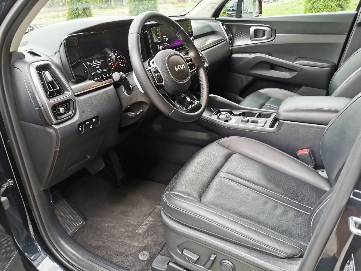 KIA Sorento фото 9