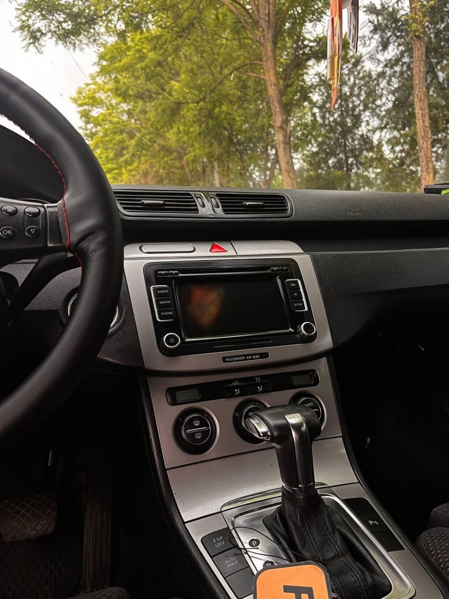 Volkswagen Passat foto 6