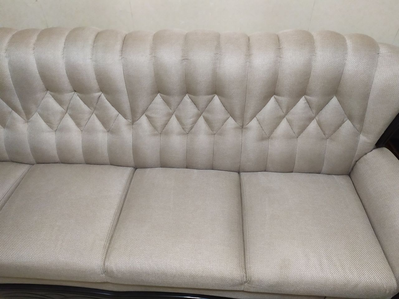 Профессиональная чистка мягкой мебели и ковров! В Кишиневе и в пригородах.