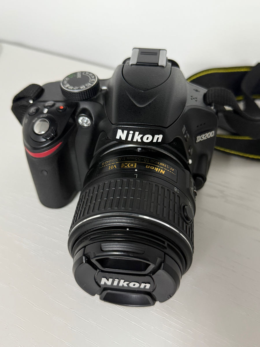 Nikon D3200 фото 1