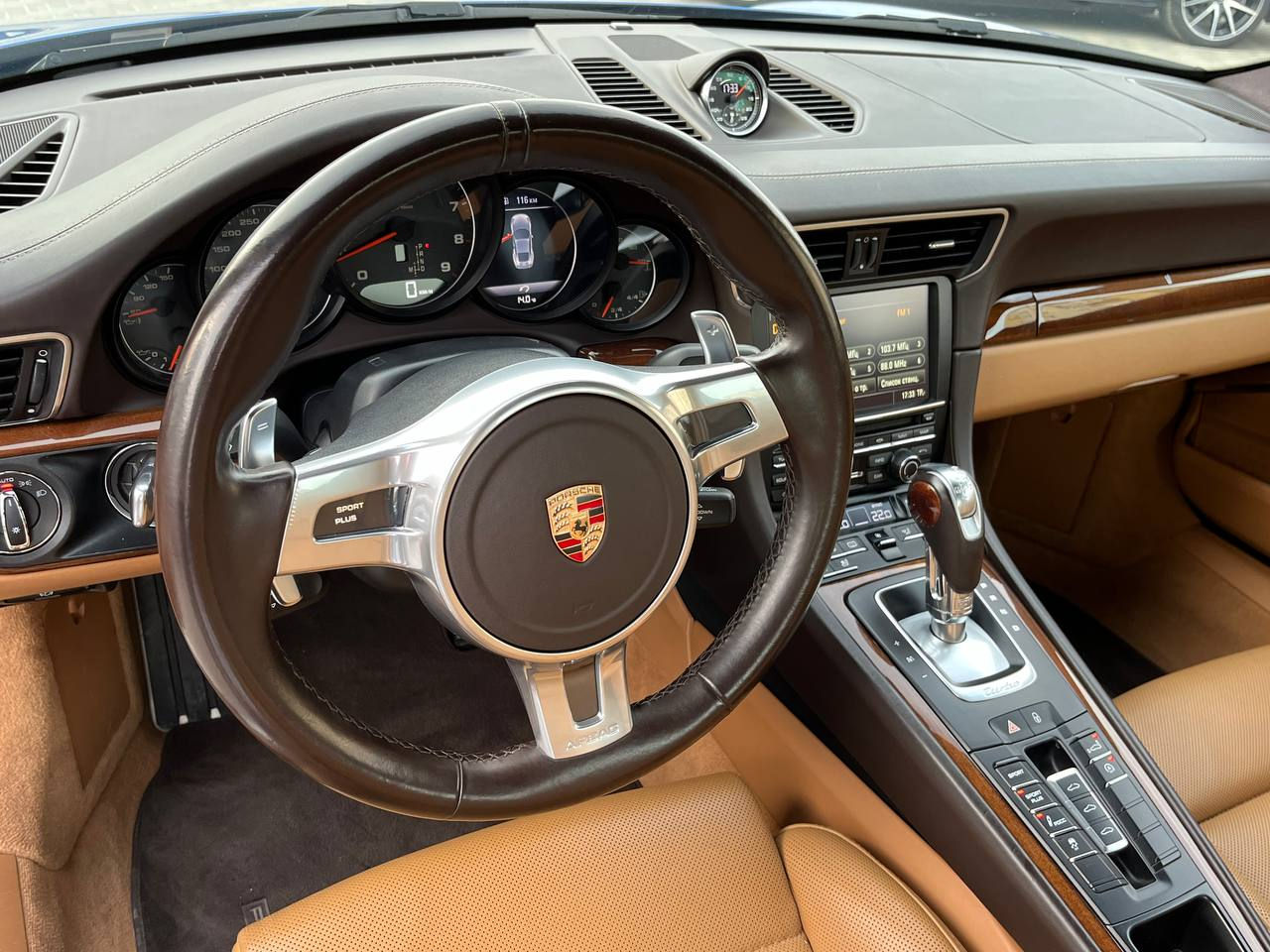 Porsche 911 foto 8