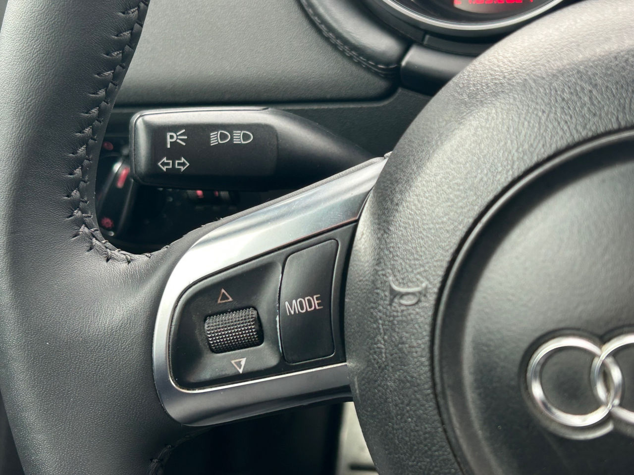 Audi TT фото 11