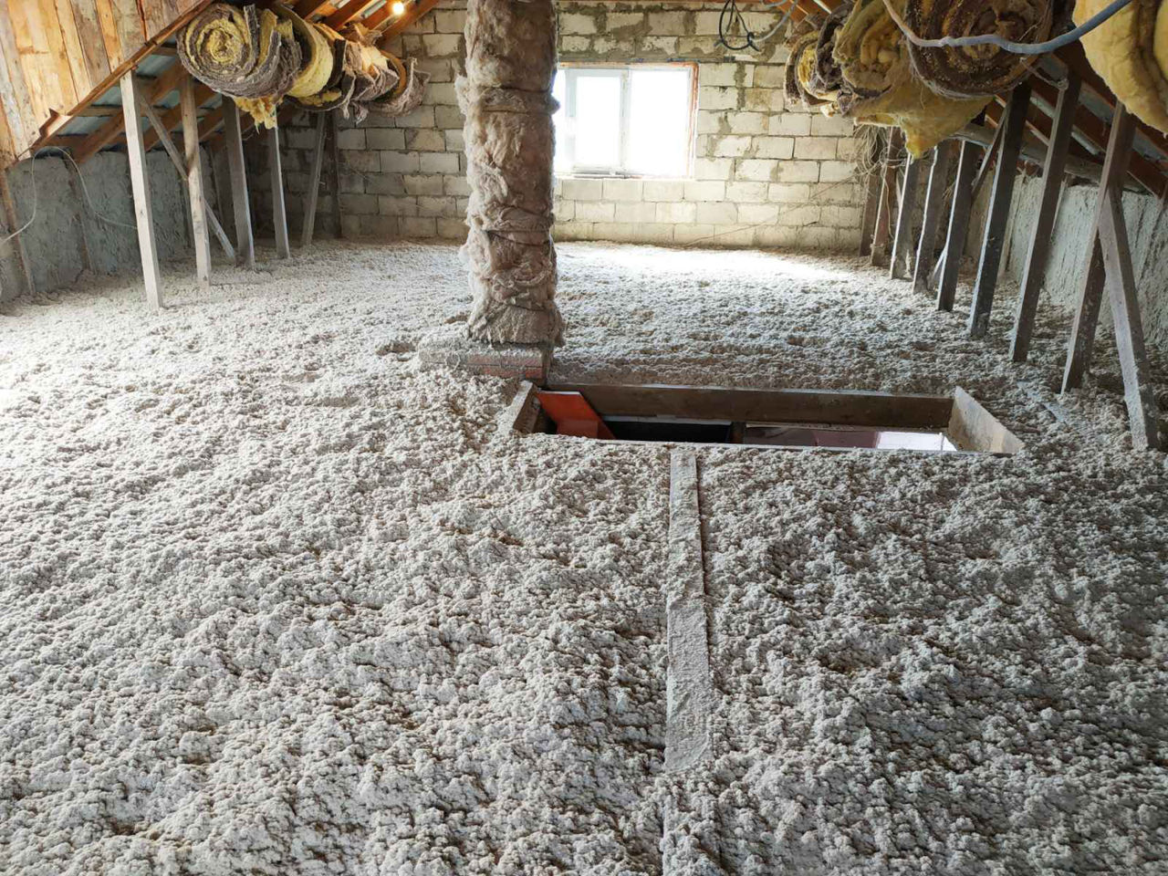 Izolații cu celuloza - izolatii pentru 100 ani! facturi mai mici cu 3...4.5 ori !!! foto 3