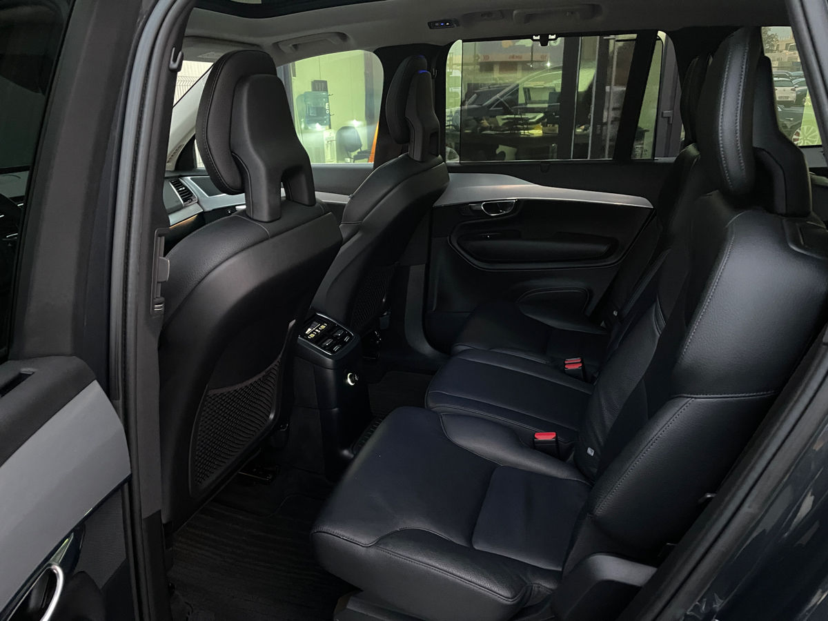 Volvo XC90 foto 16