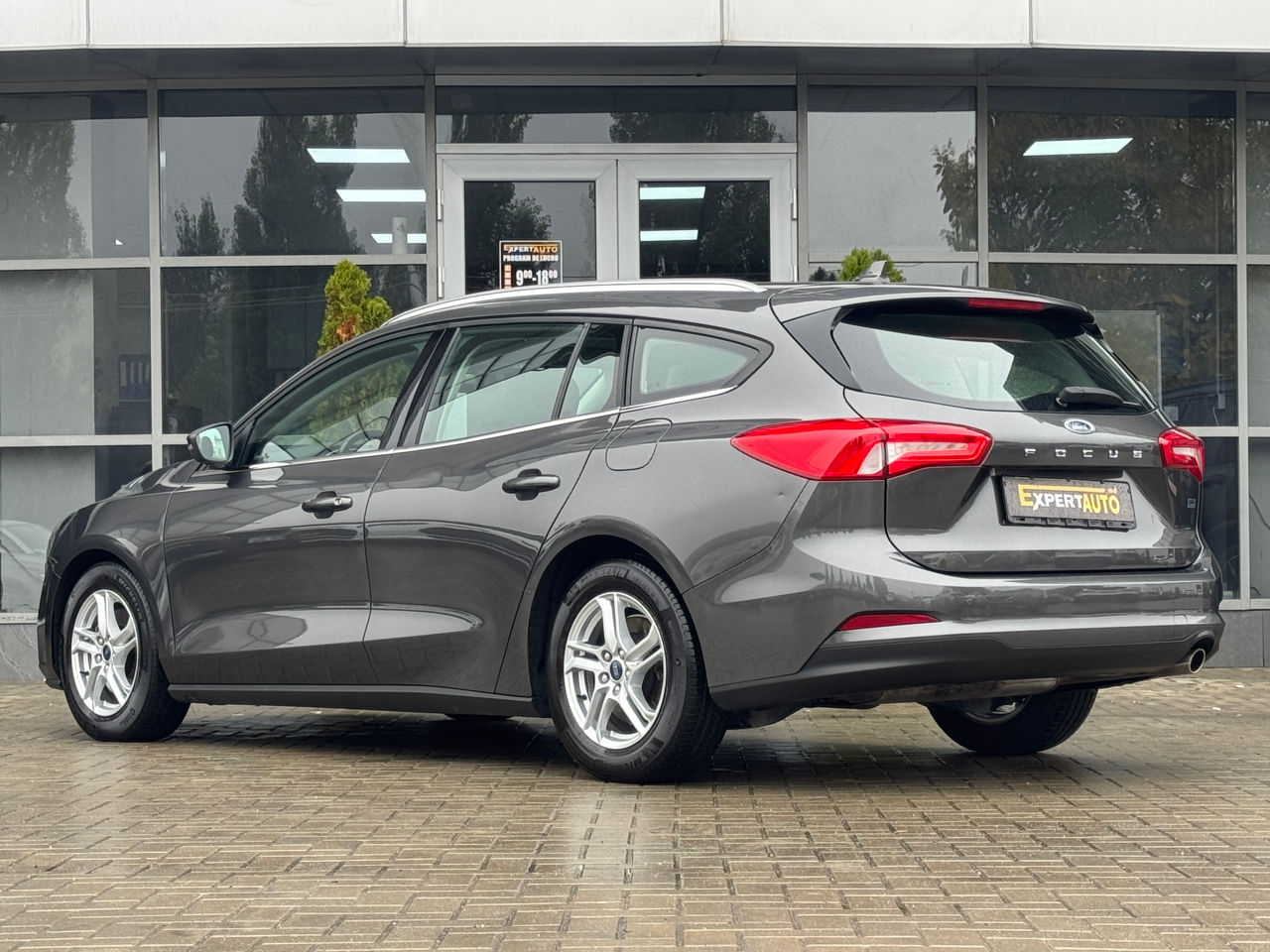 Ford Focus — fotografia 4