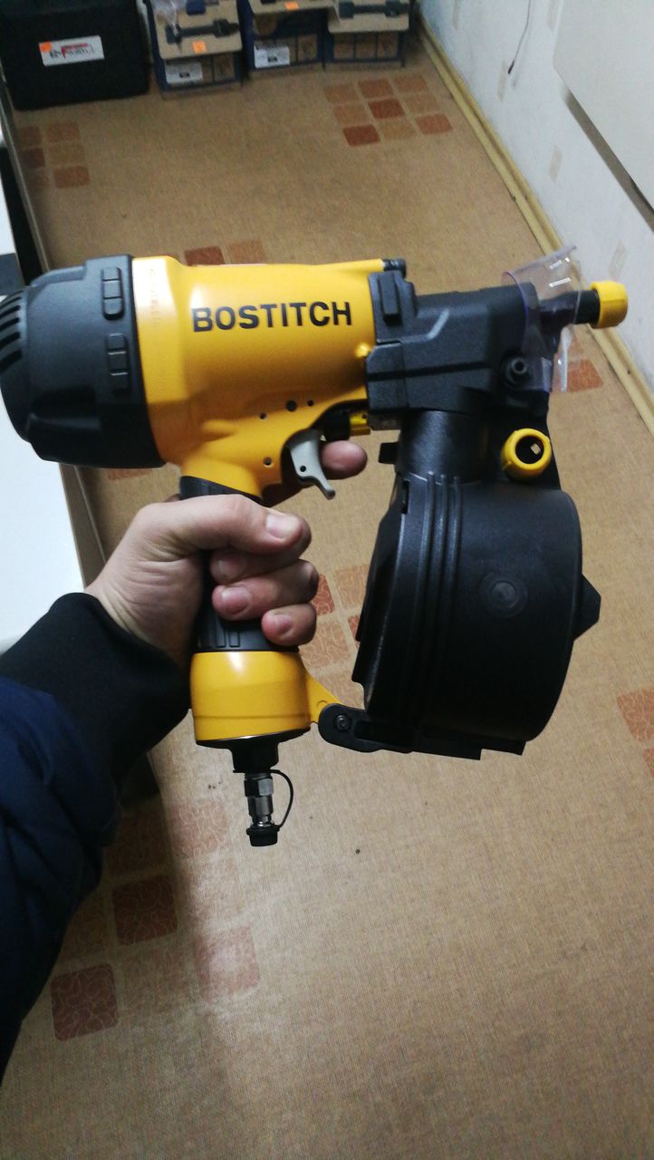 Акамуляторный Нейлер Dewalt фото 6