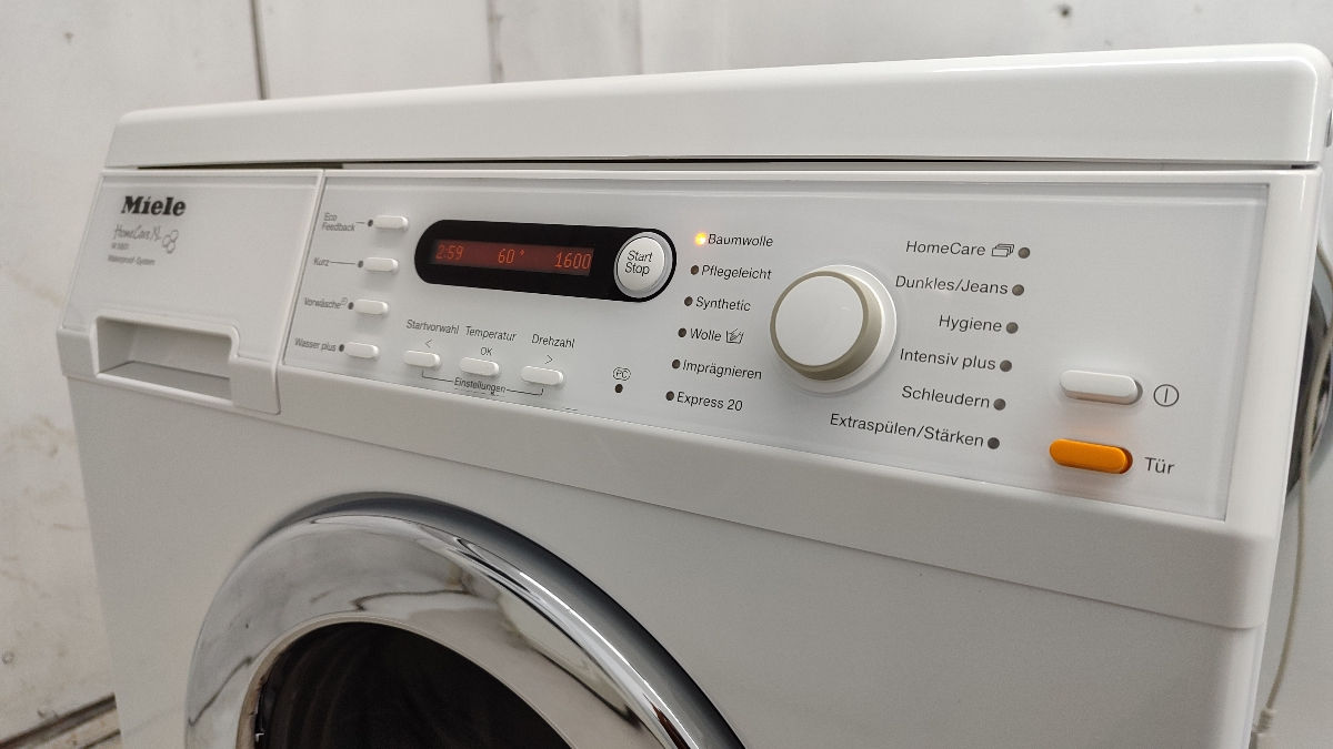 Стиральная машина Miele W 5801 HomeCare XL фото 2